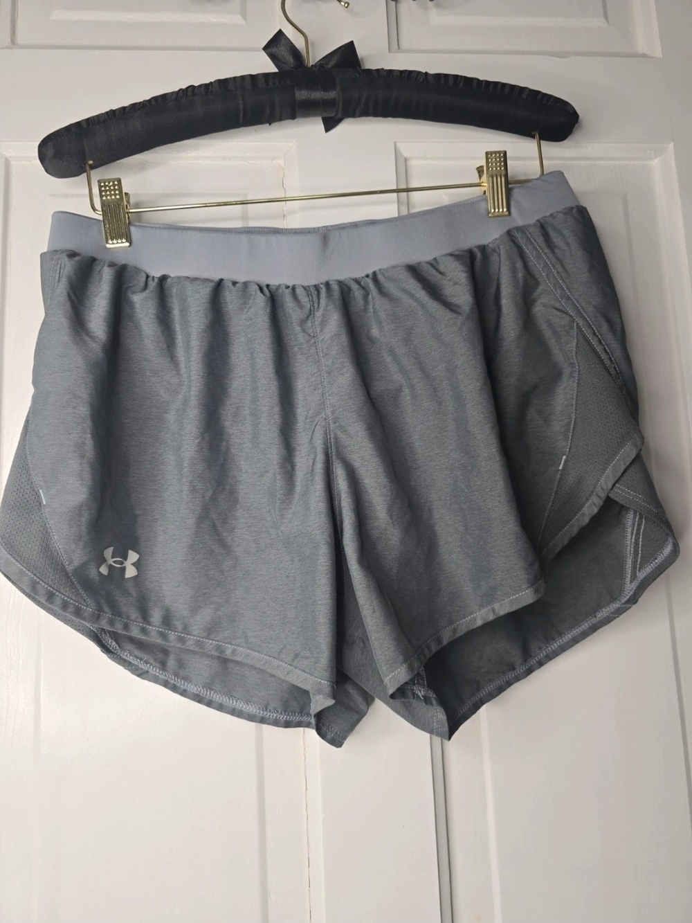 Under Armour Light Grey Women's Athletic Running Shorts